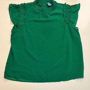 Emerald green ruffle/pin dot mock neck sleeveless top